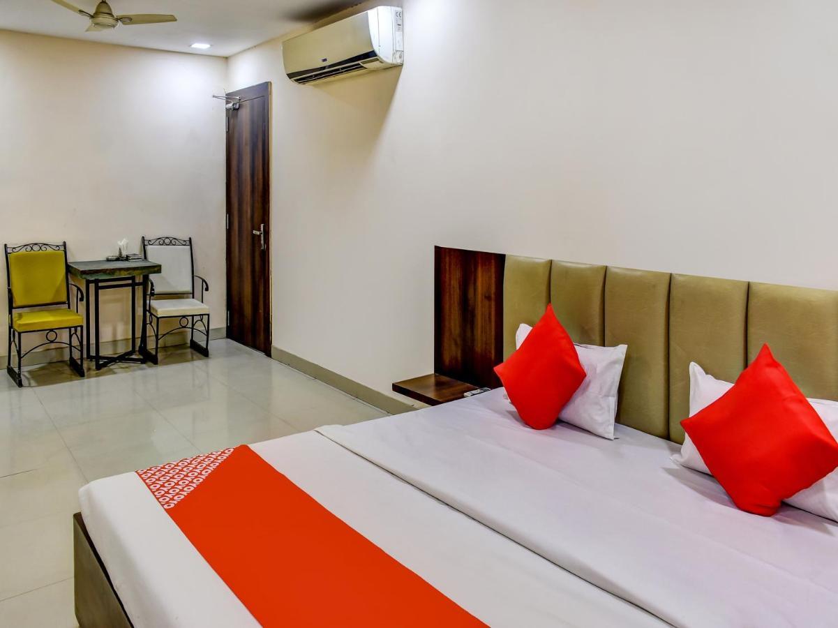 Oyo 78471 Hotel Platinum Bilāspur Zewnętrze zdjęcie